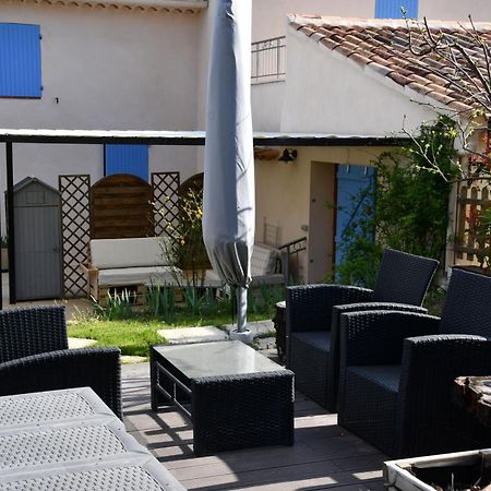 Villa L’ocabée La Tour-dʼAigues Esterno foto