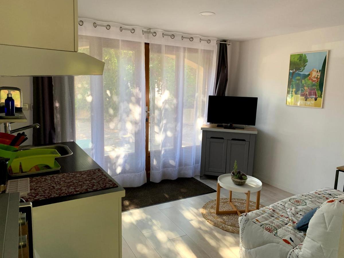 Villa L’ocabée La Tour-dʼAigues Esterno foto