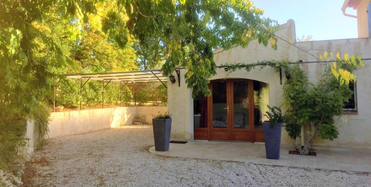Villa L’ocabée La Tour-dʼAigues Esterno foto